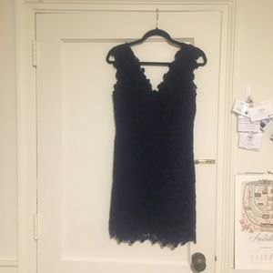 Lilly Pulitzer Navy Reeve butterfly lace dress Sz4
